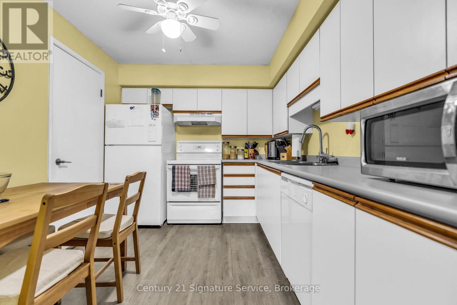 #202 50 CAMPBELL COURT - 10