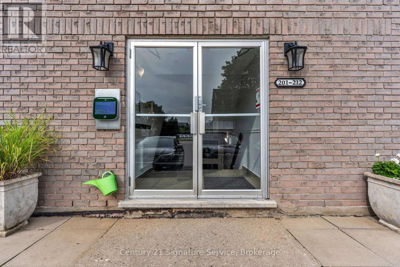 #202 50 CAMPBELL COURT - Image 3