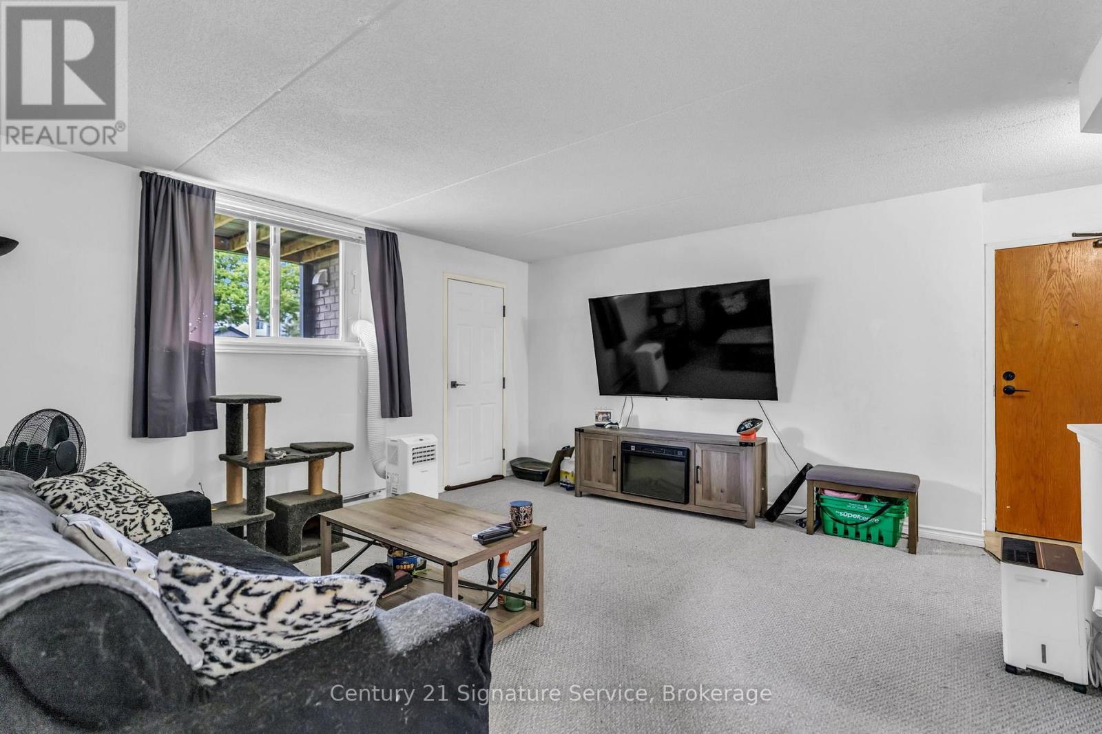 #202 50 CAMPBELL COURT - Image 8