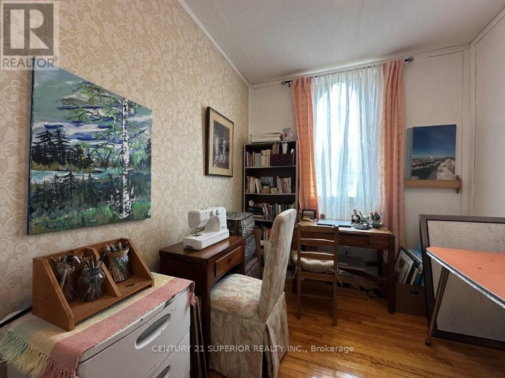 19 WHITE BOULEVARD - Image 26