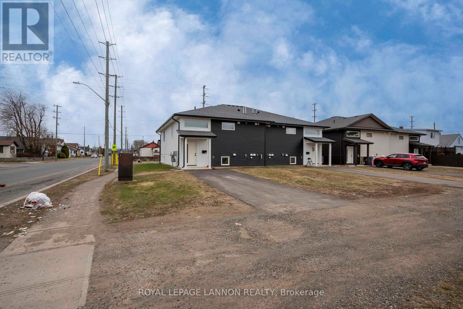 401 EMPIRE AVENUE - 2