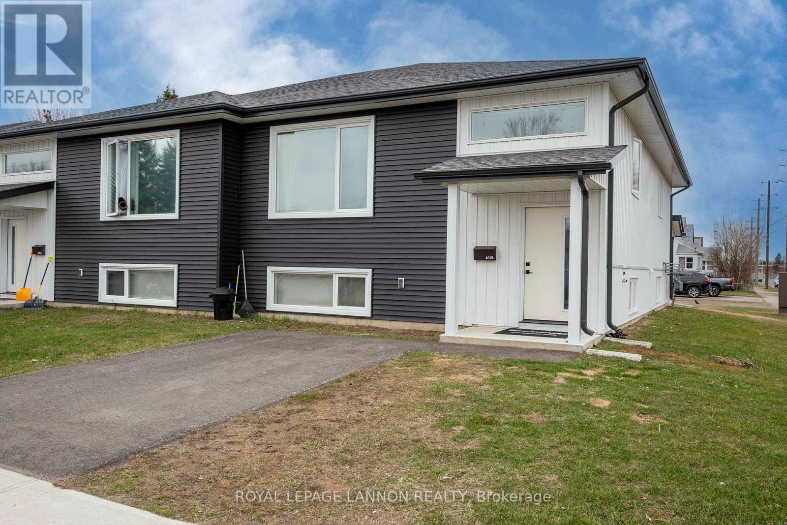 401 EMPIRE AVENUE - 32