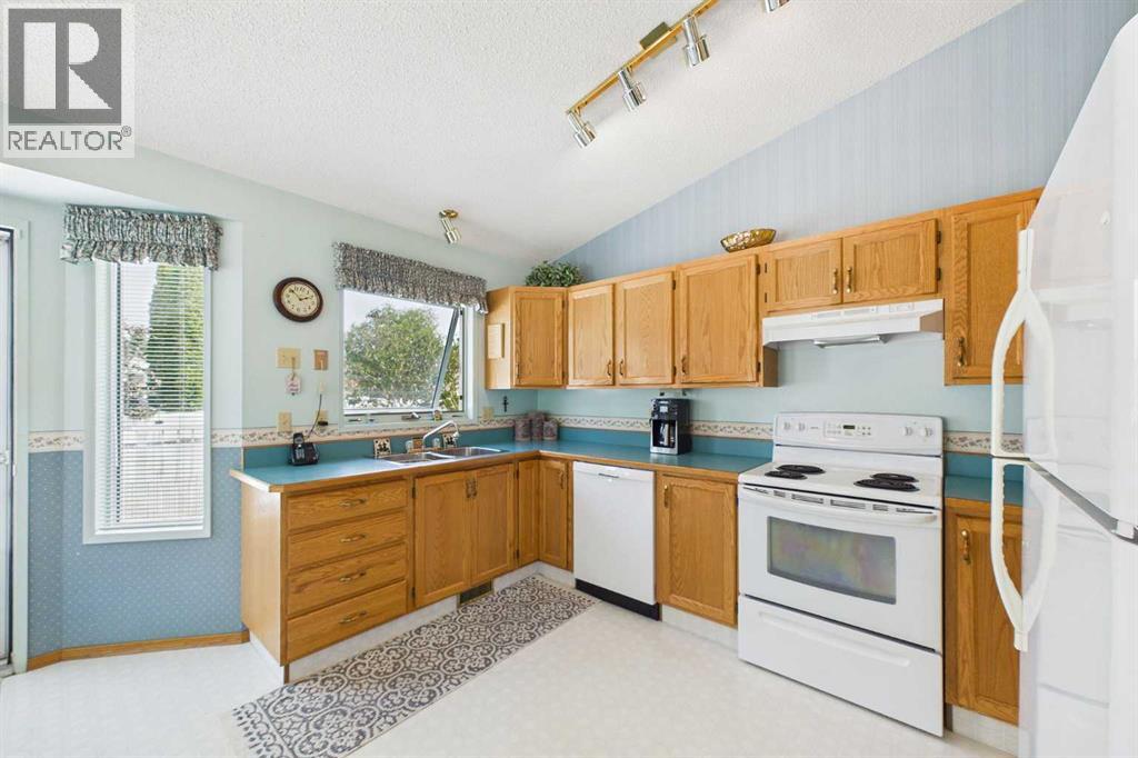 Listing photo – 183 Doran Crescent, Red Deer