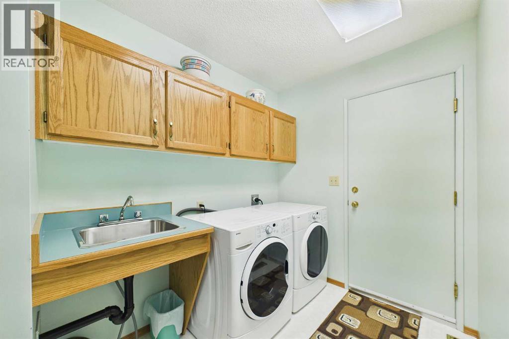 Listing photo – 183 Doran Crescent, Red Deer
