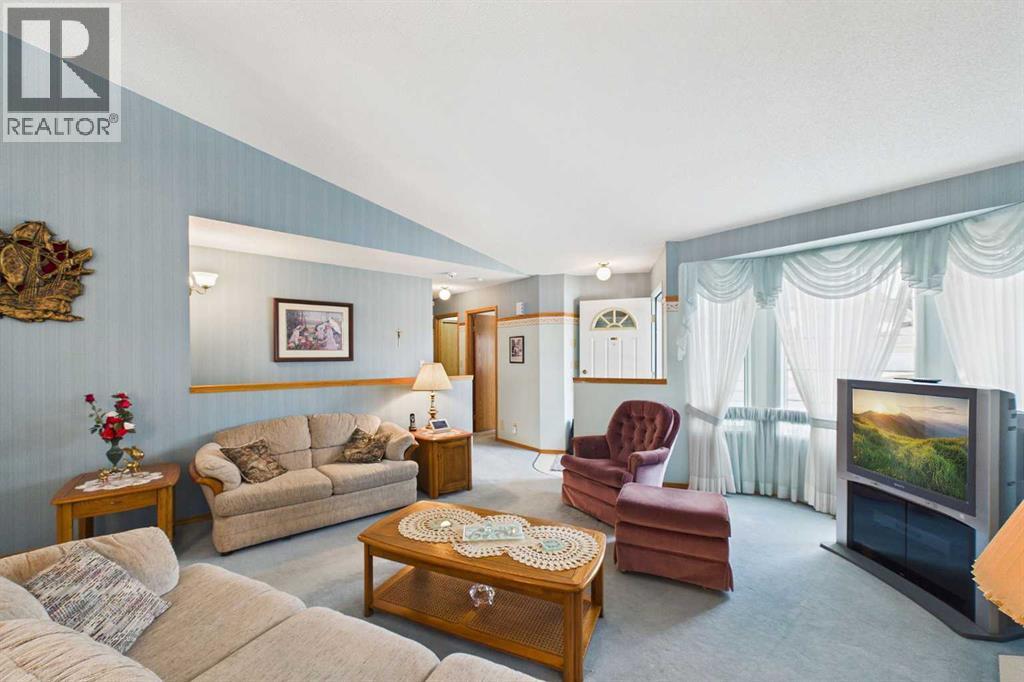 Listing photo – 183 Doran Crescent, Red Deer
