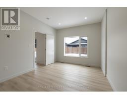834 Weiler Boulevard, Thunder Bay, ON P7C0A7 Photo 15