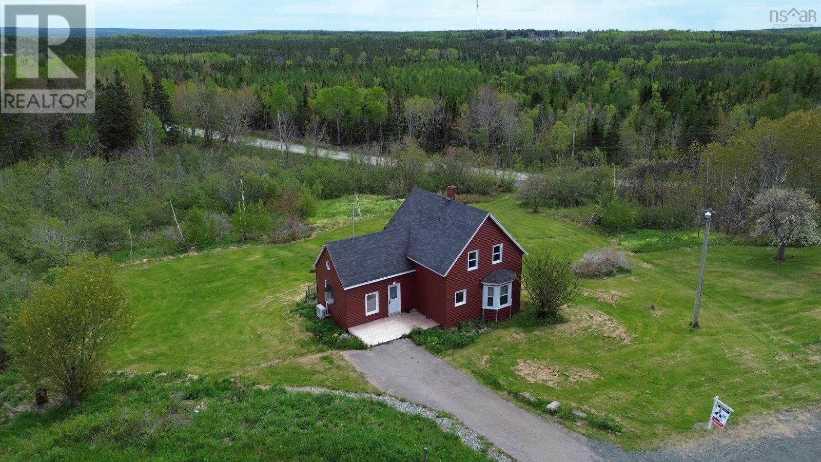 9296 19 Highway, Dungarry — photo 1