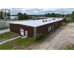 6 To 12 Koval Street, Pickle Lake, ON P0V3A0 Photo 8