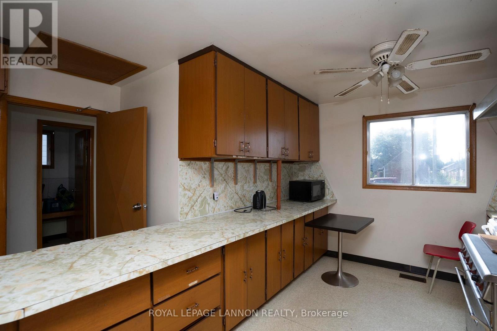 716 PACIFIC AVENUE - 16