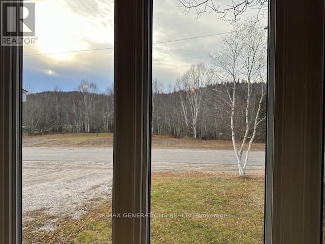 113 CENTENNIAL DRIVE - 32
