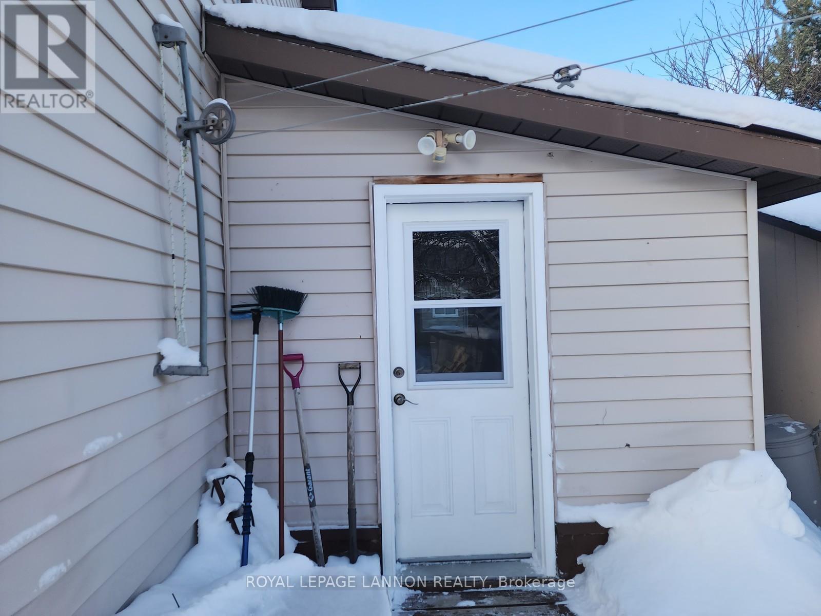 205 ONTARIO STREET - 2