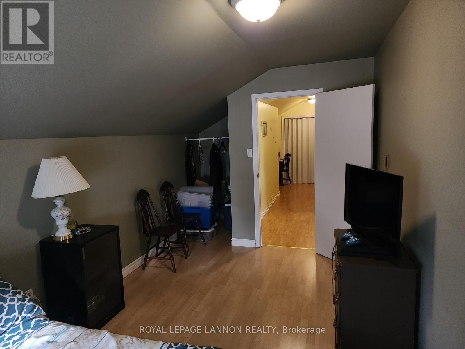 205 ONTARIO STREET - 30