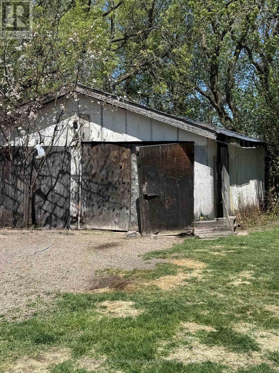 32 MARTIN AVENUE - Image 19