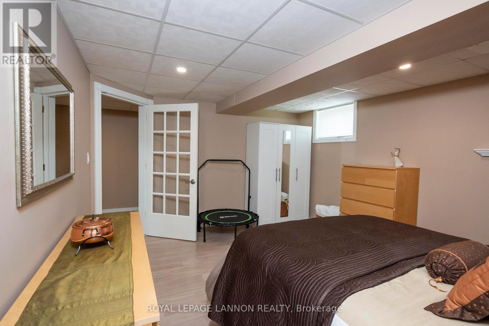 33 KINGSWOOD DRIVE - Image 32