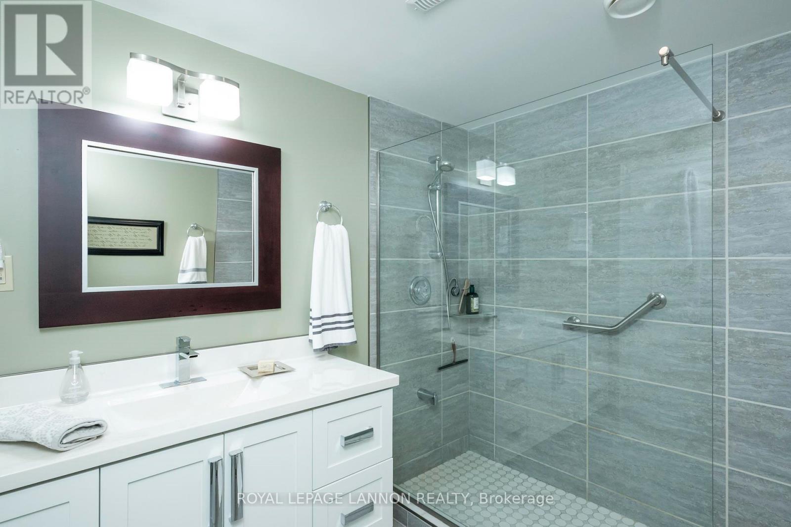 33 KINGSWOOD DRIVE - Image 26