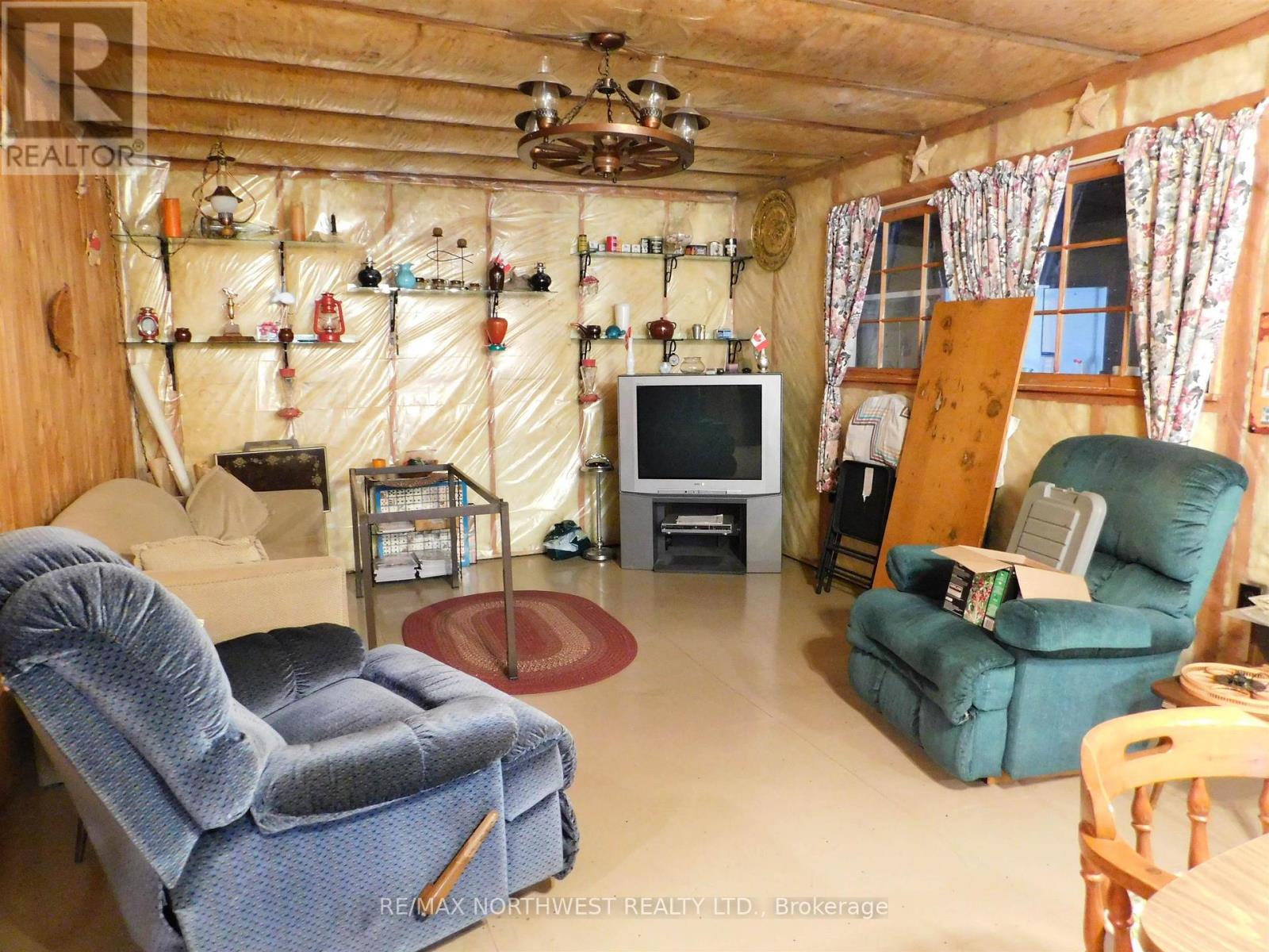 140 WHITE WING ROAD - 13