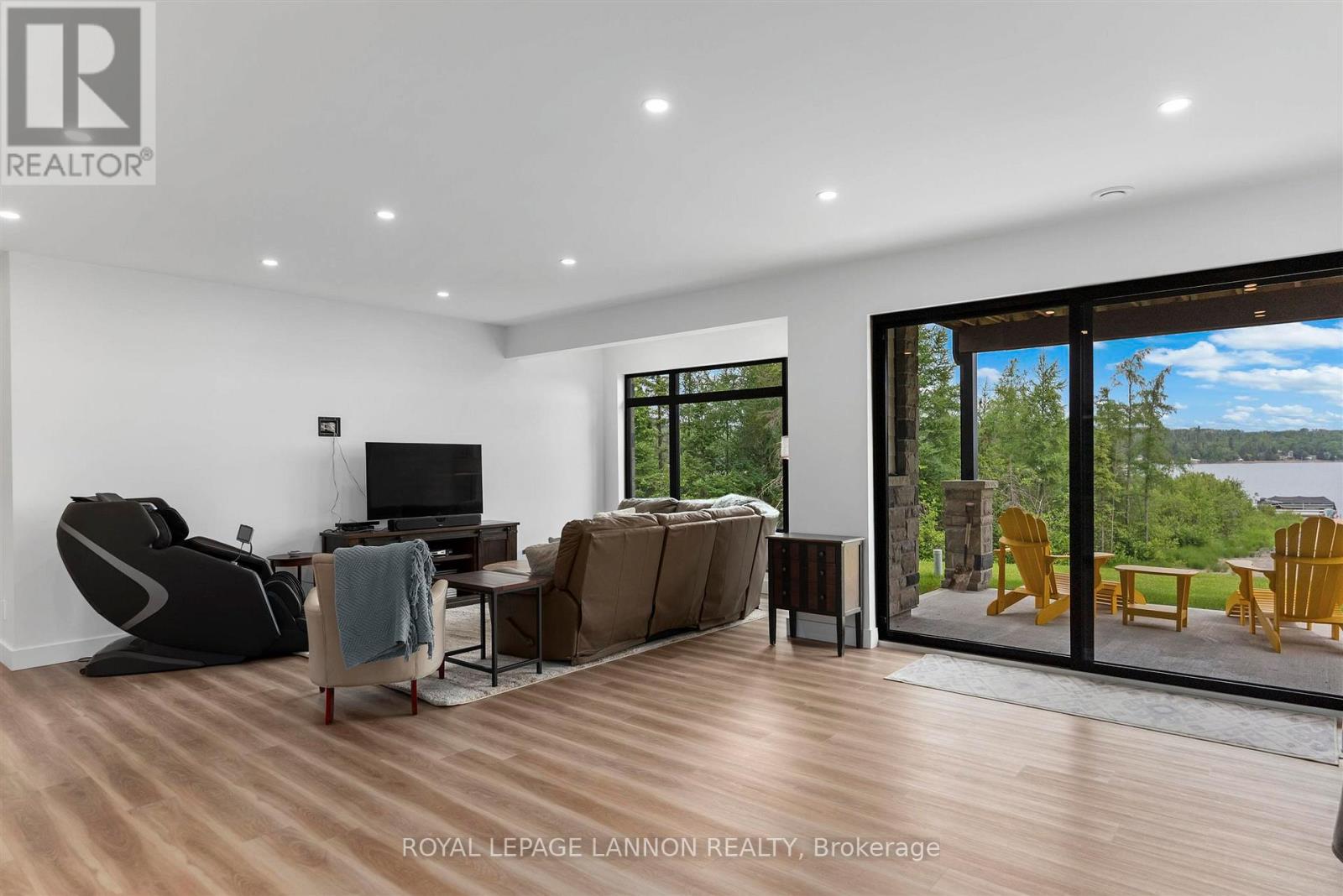 149 MICKELSON DRIVE - Image 28