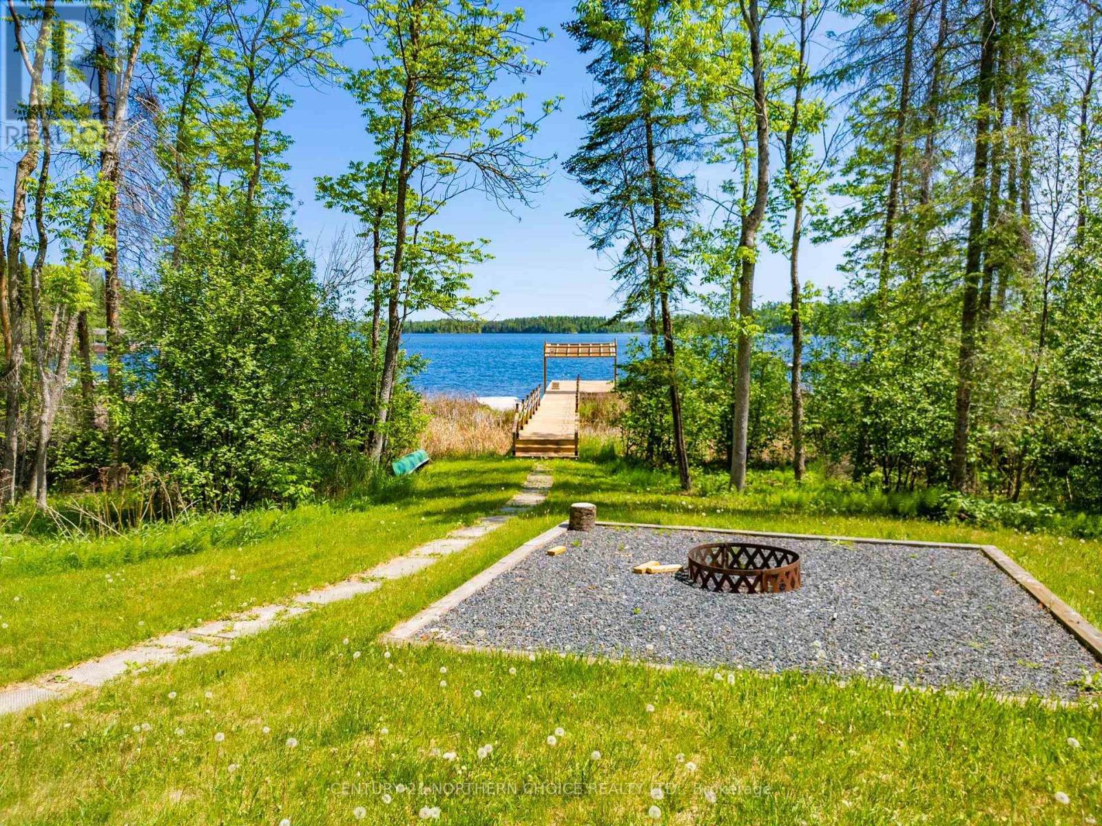 36 POPLAR BAY ROAD - 5