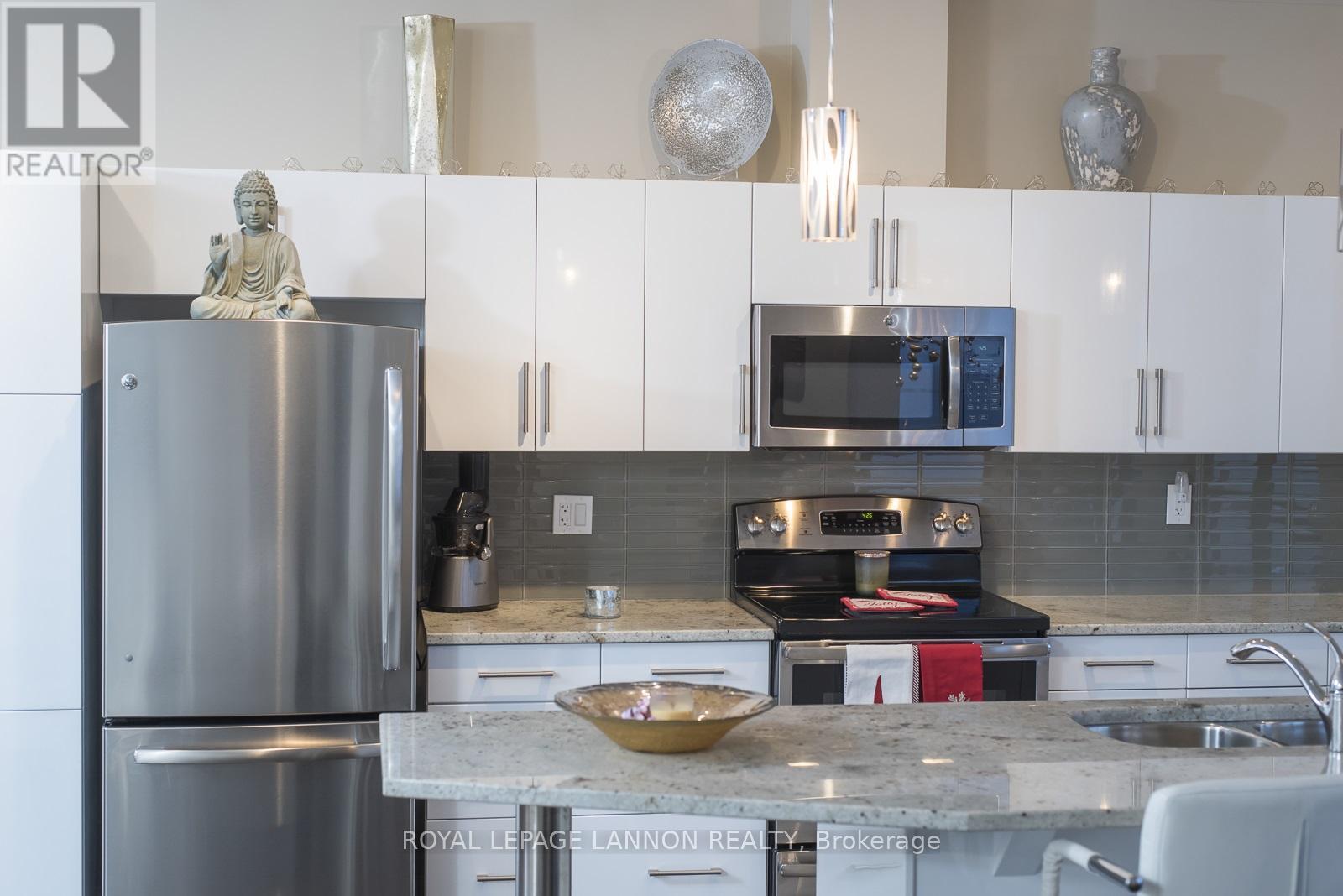 2260 SLEEPING GIANT PARKWAY - 11