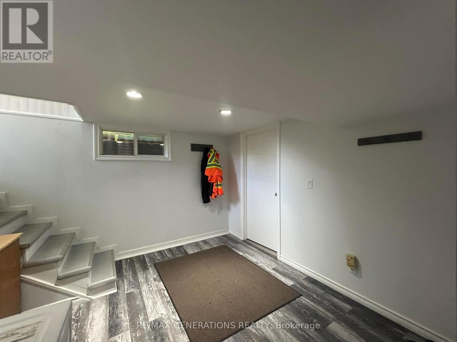 208 MACKENZIE AVENUE - 34