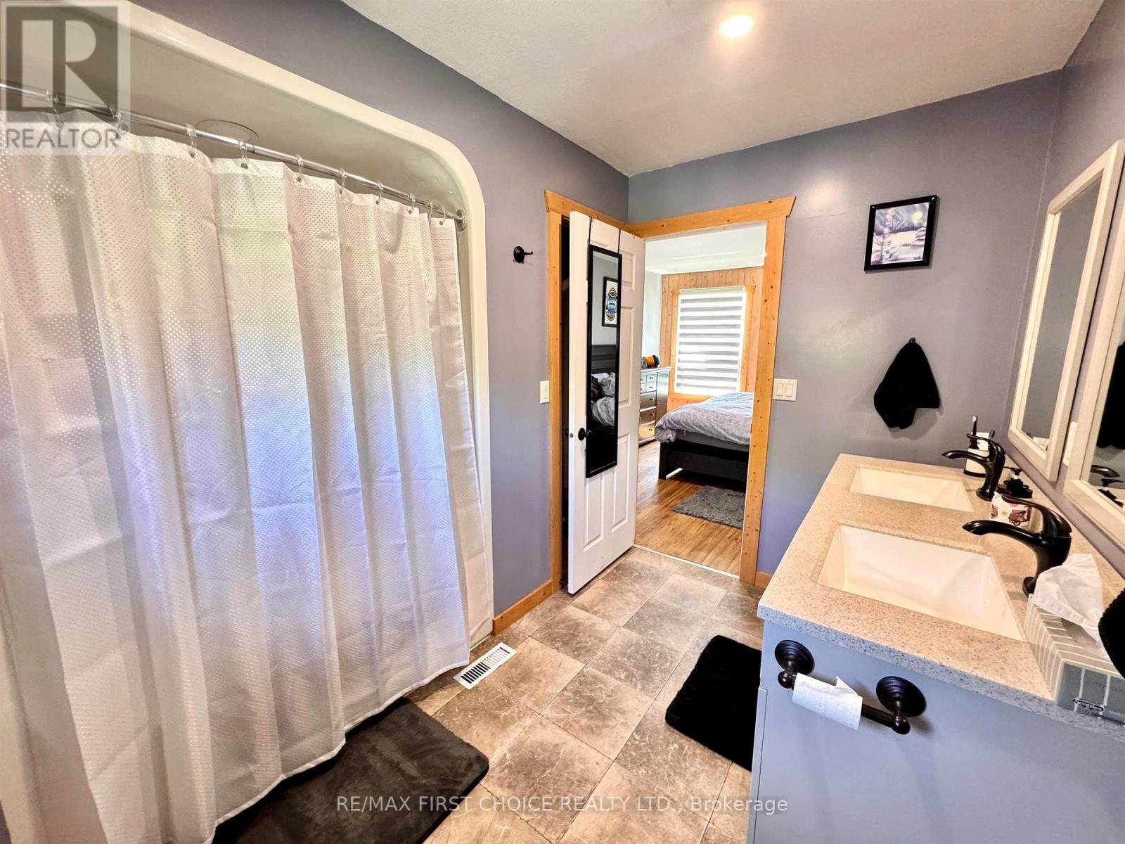 17 KENORA ROAD - Image 24
