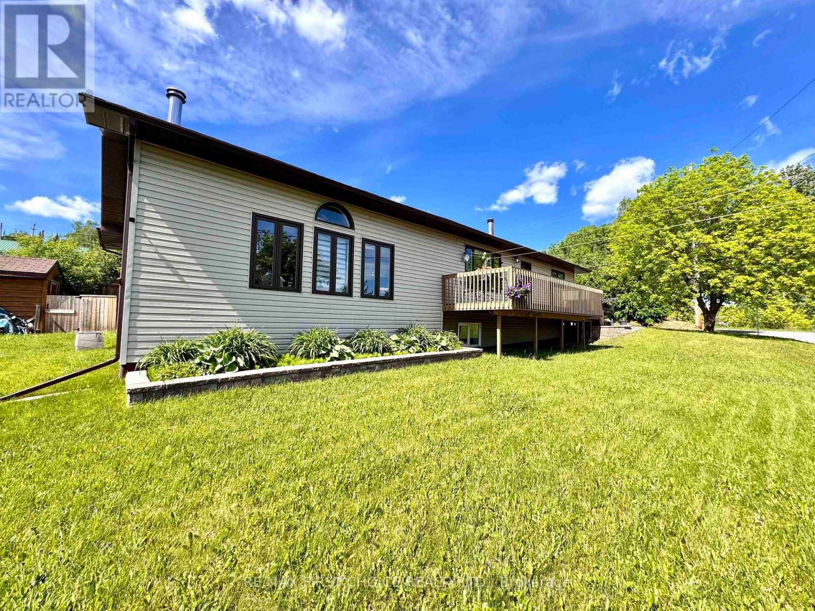 17 KENORA ROAD - 5