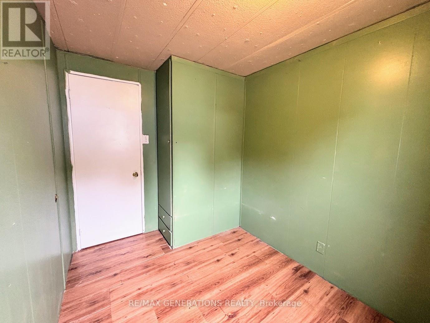 54 JACKSON CRESCENT - Image 12