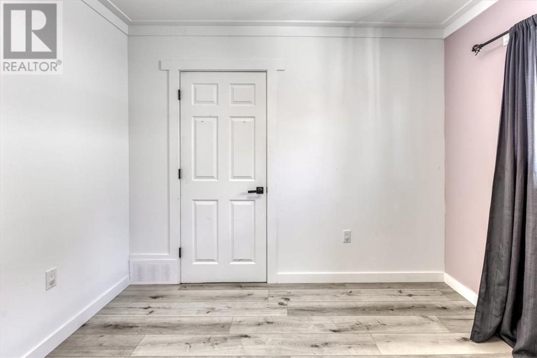 400 Morris Street - Image 26