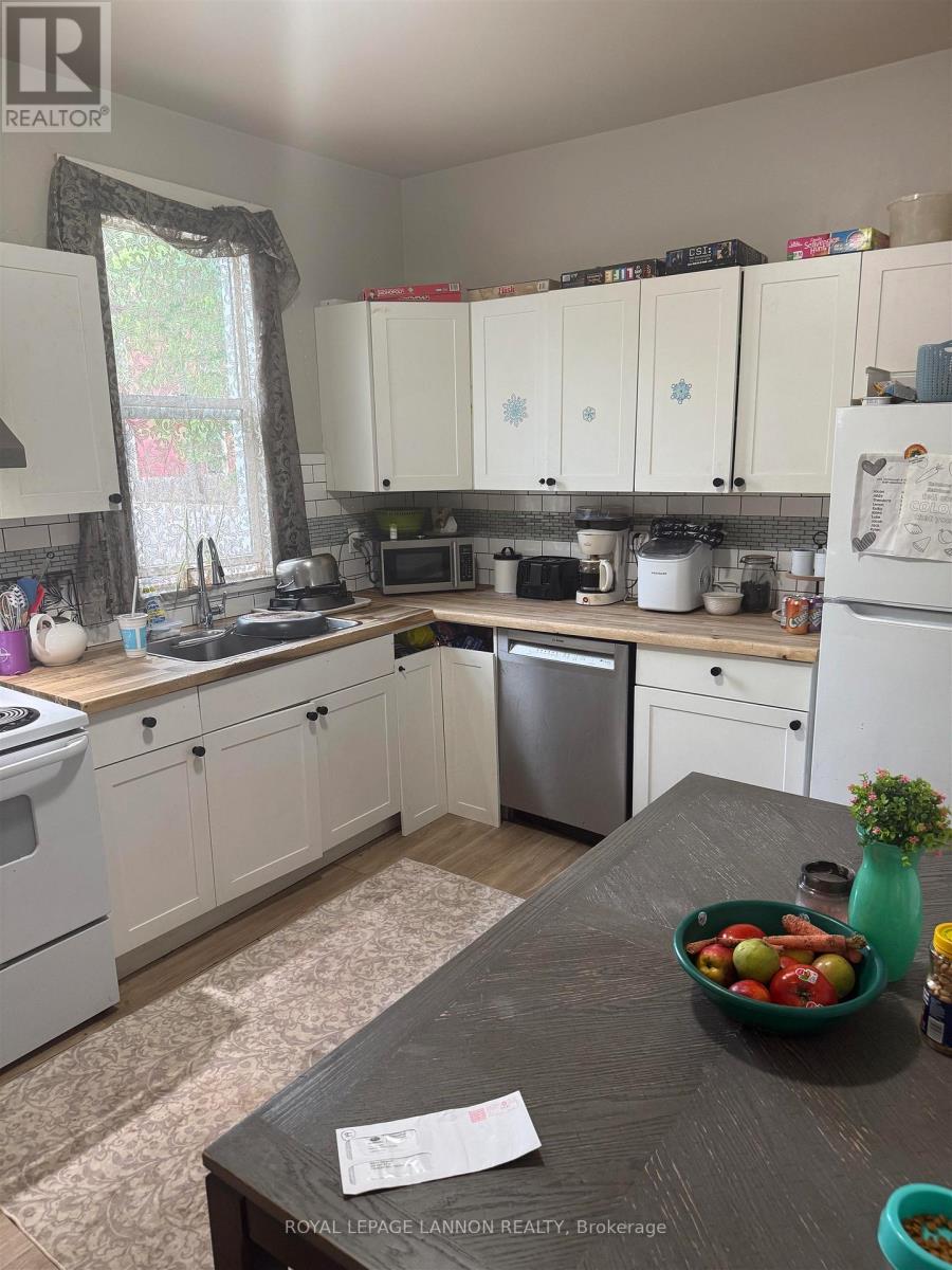 336 MAY STREET NORTH - 8