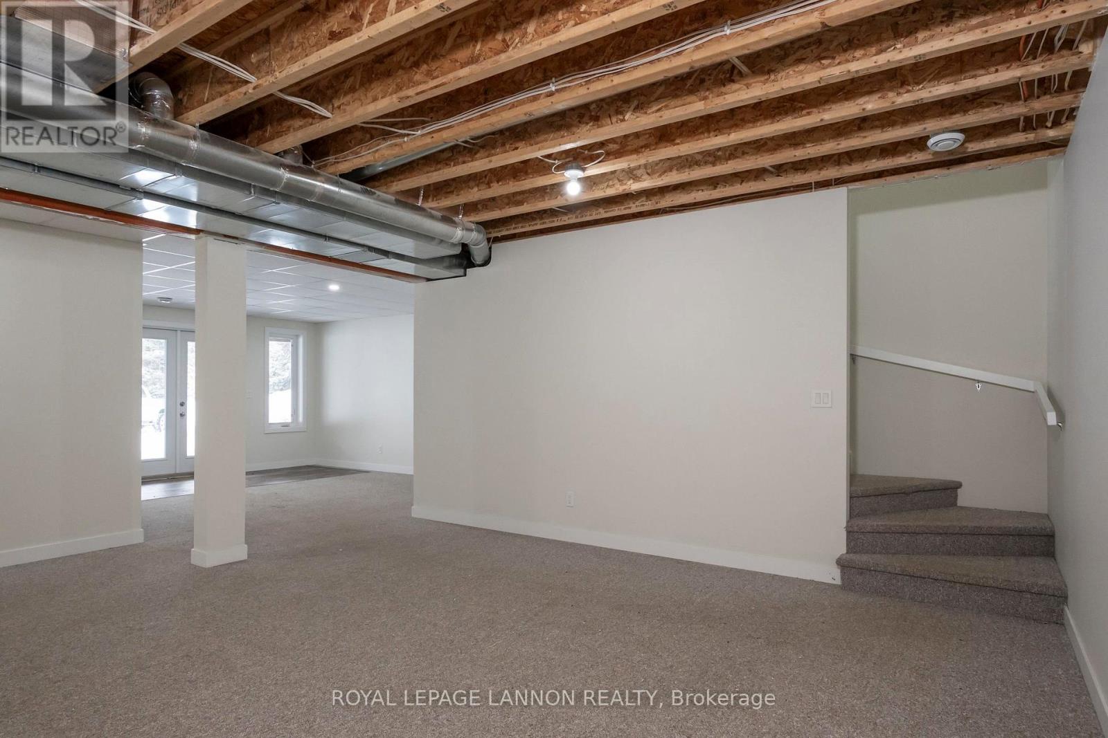 2040 GUS WUORI ROAD - Image 17