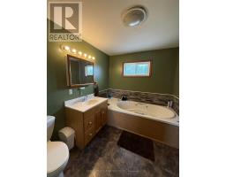 1216 Hwy 584, Greenstone, ON P0T1M0 Photo 9