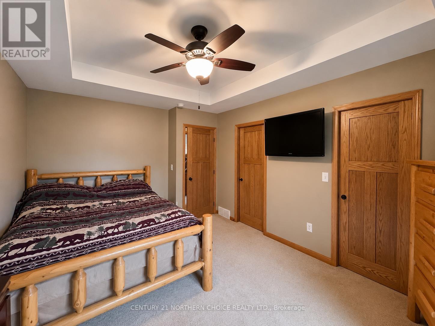 425 EMO ROAD - Image 18