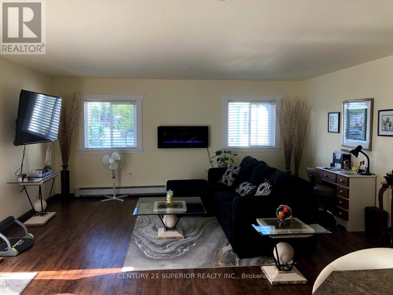 240 WALKER STREET - 17