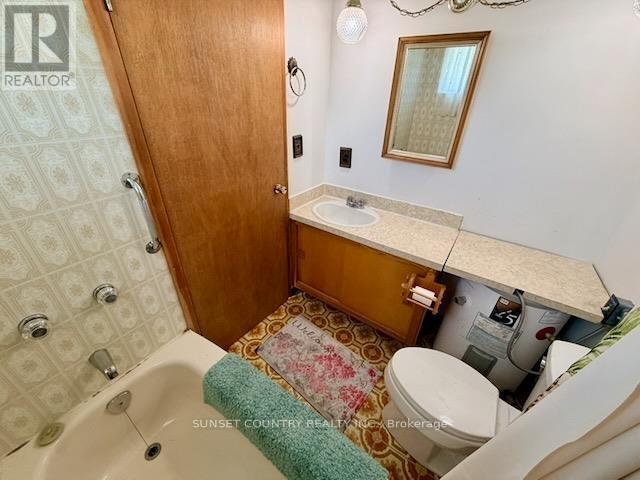 224 LAKESHORE DRIVE - Image 18