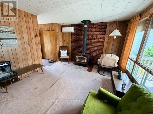 224 LAKESHORE DRIVE - Image 17