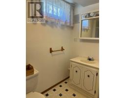 10 Lloyd Irwin Street, Marathon, ON P0T2E0 Photo 20