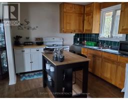 7 Essa Place, Manitouwadge, ON P0T2C0 Photo 14