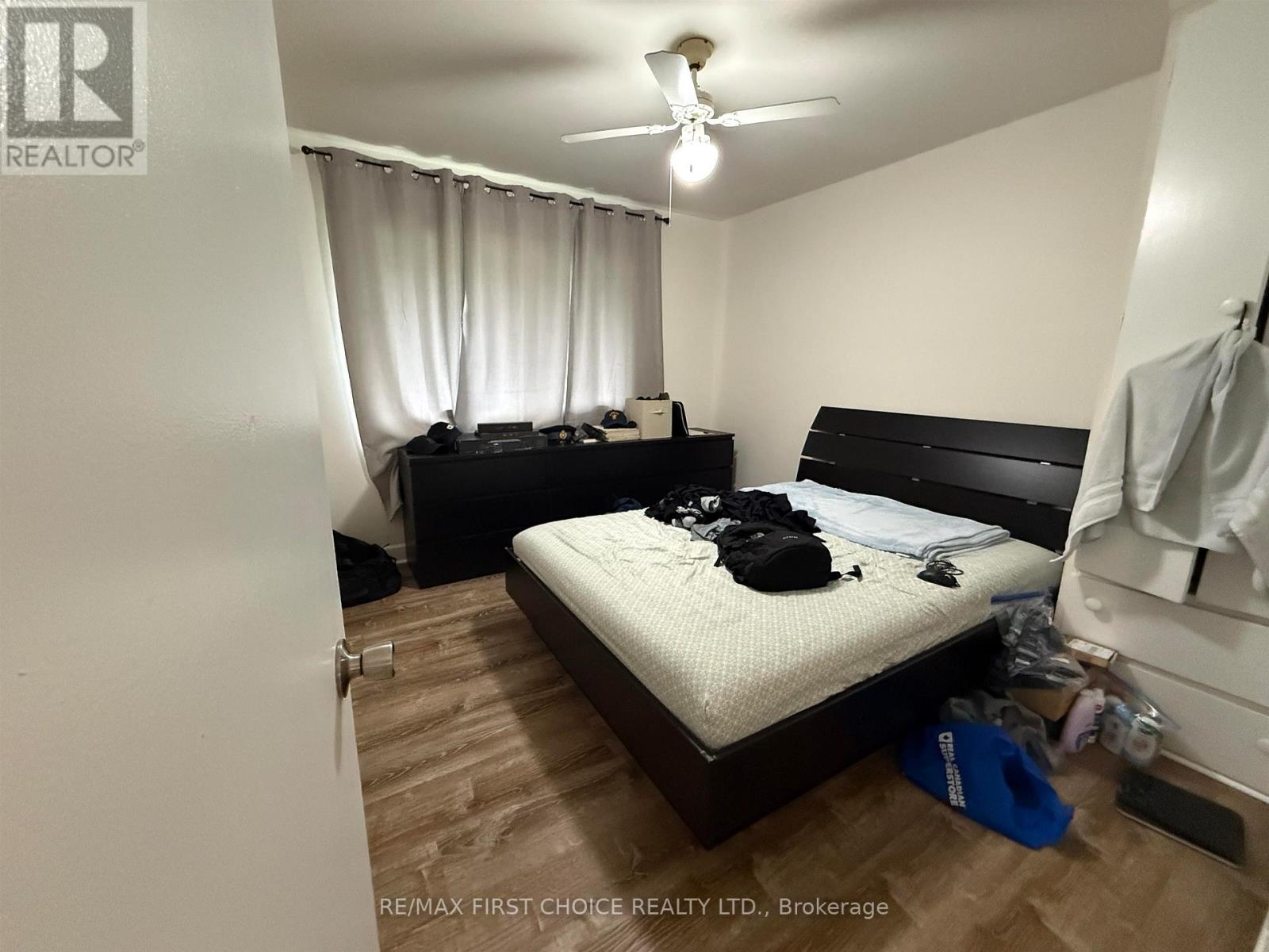 79 MAPLE CRESCENT - 8