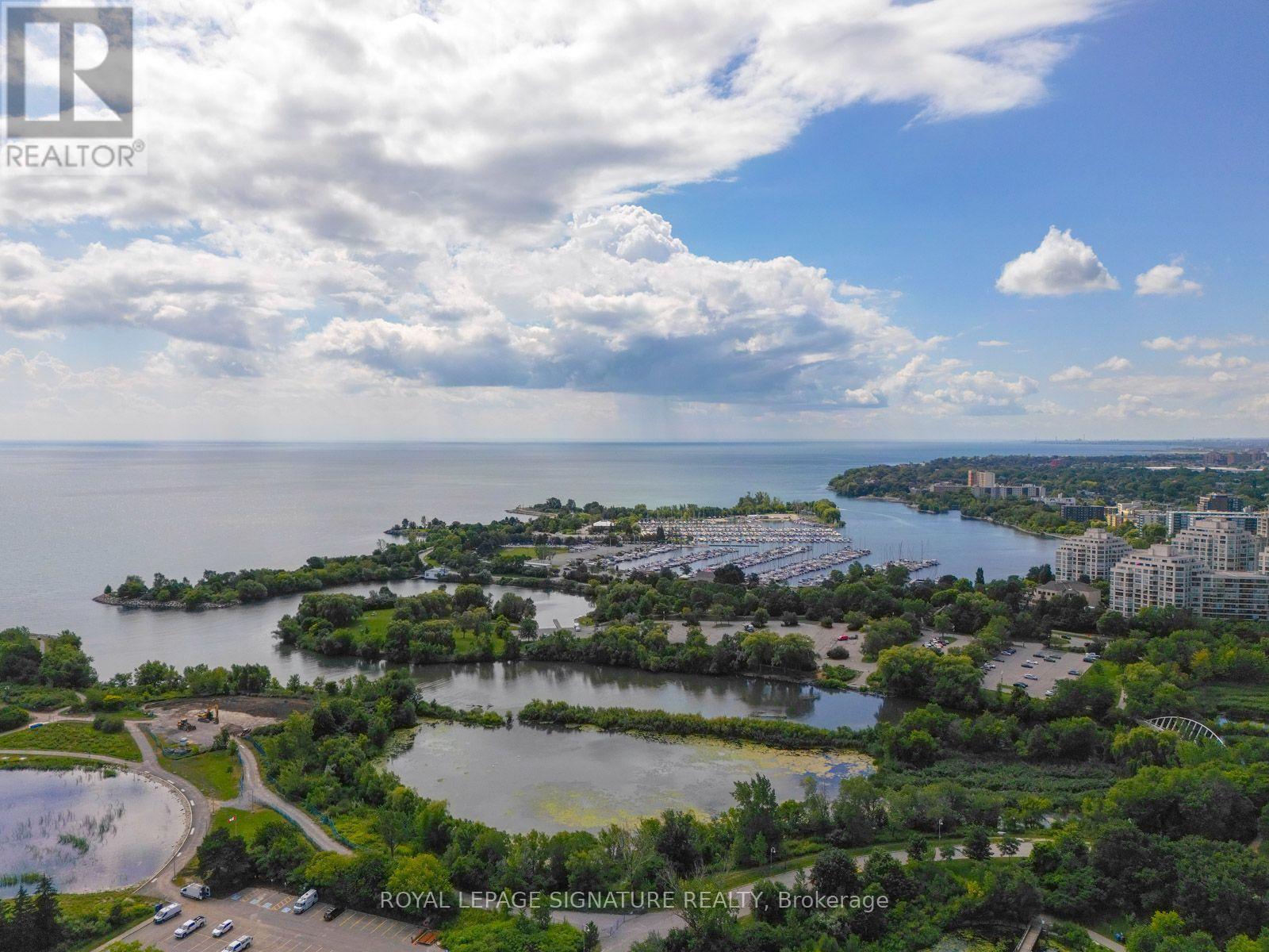 #230 30 SHORE BREEZE DRIVE - 25