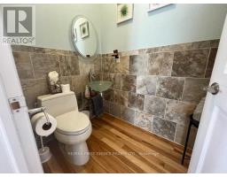 7431 Hwy 621, Lake Of The Woods, ON P0W1J0 Photo 13