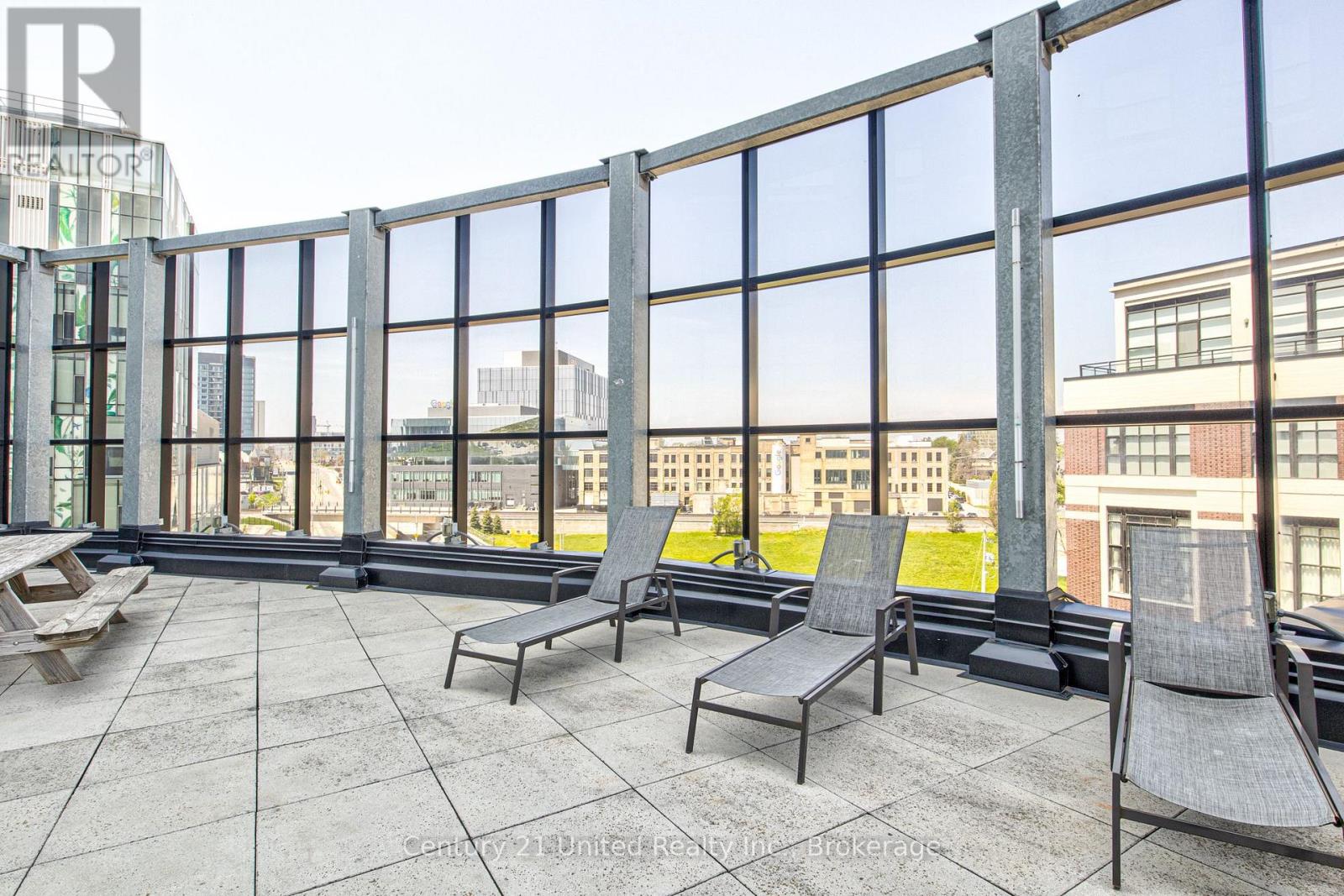#1702 1 VICTORIA STREET S - Image 35
