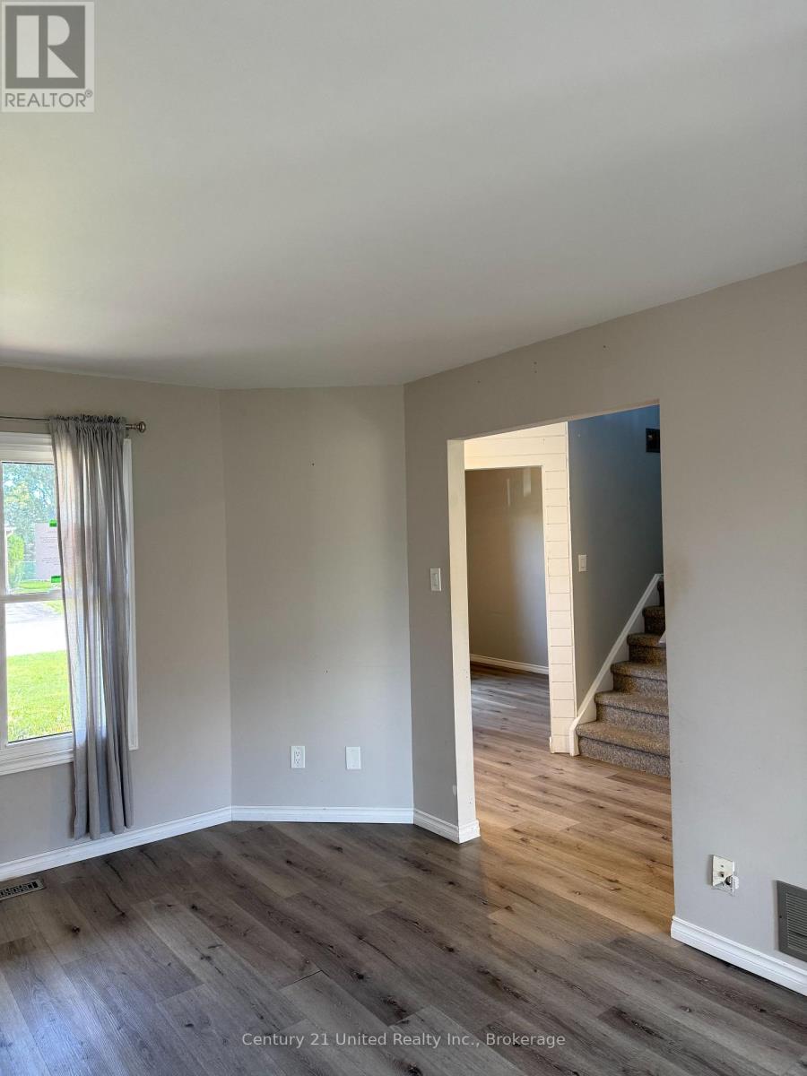 26 MAPLE AVENUE - 9