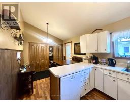 Primary Bedroom - 626 Second Street West, Fort Frances, ON P9A2Z8 Photo 6