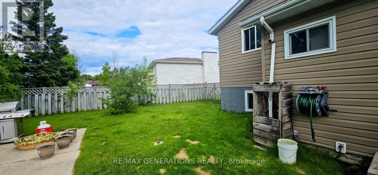 9 MICHANO DRIVE - Image 41