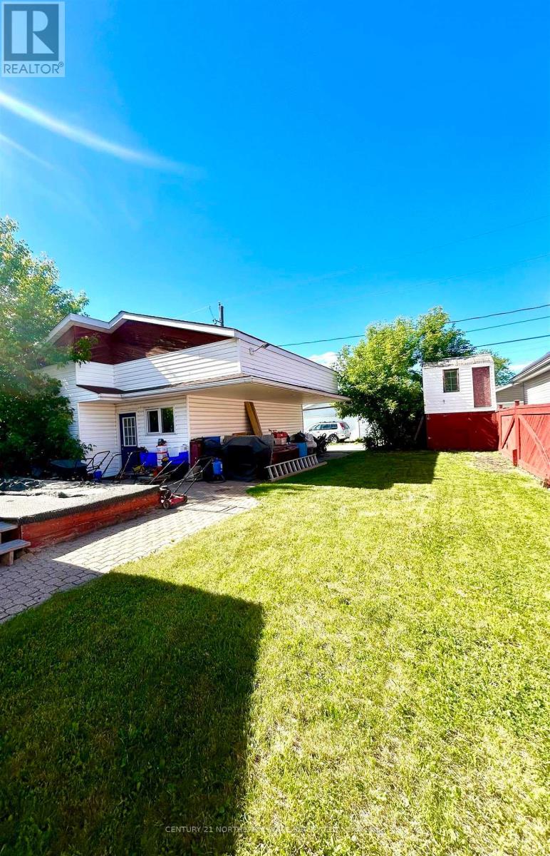 626 SECOND STREET WEST - Image 20