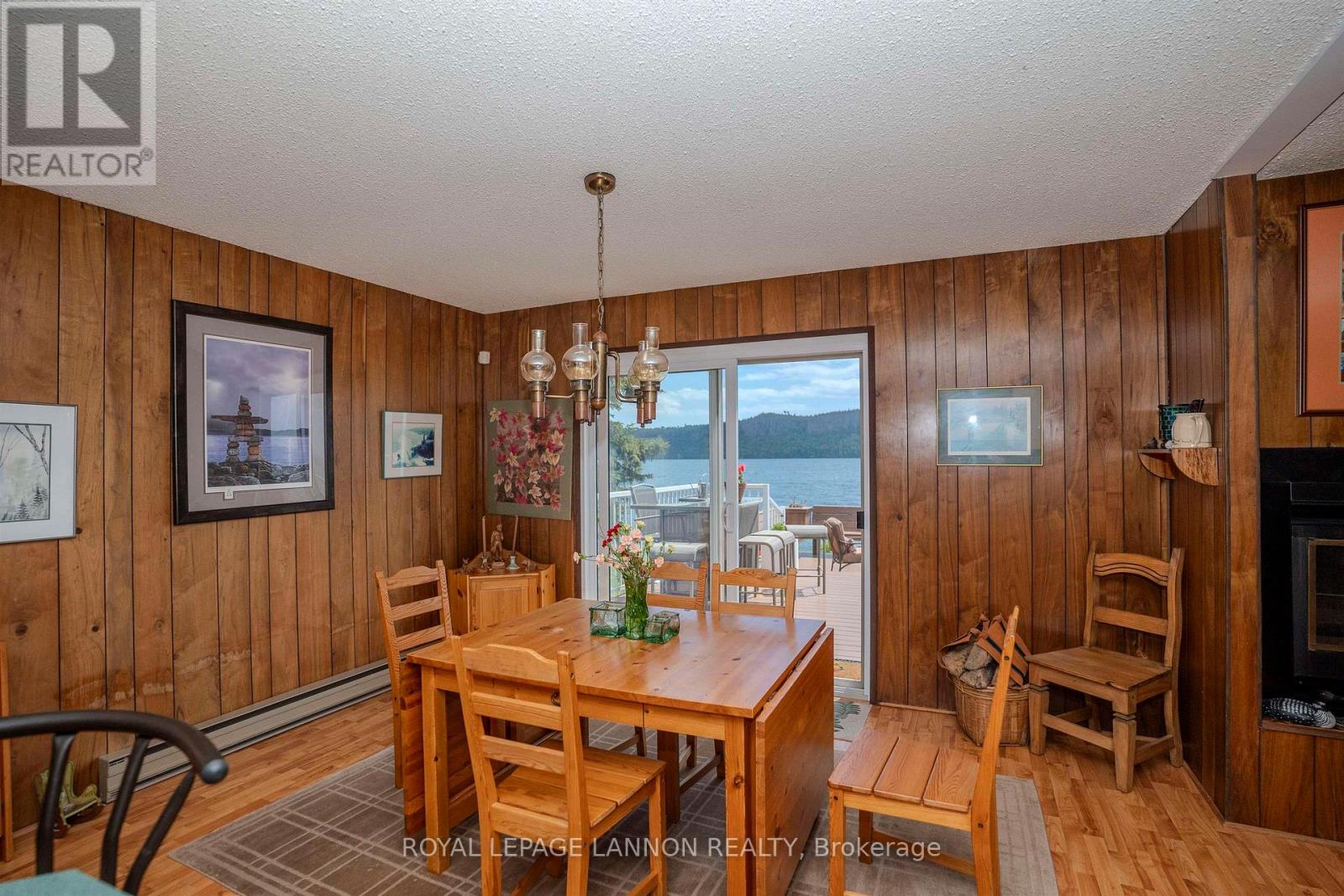 363 AMETHYST HARBOUR CLIFF AVE - 18