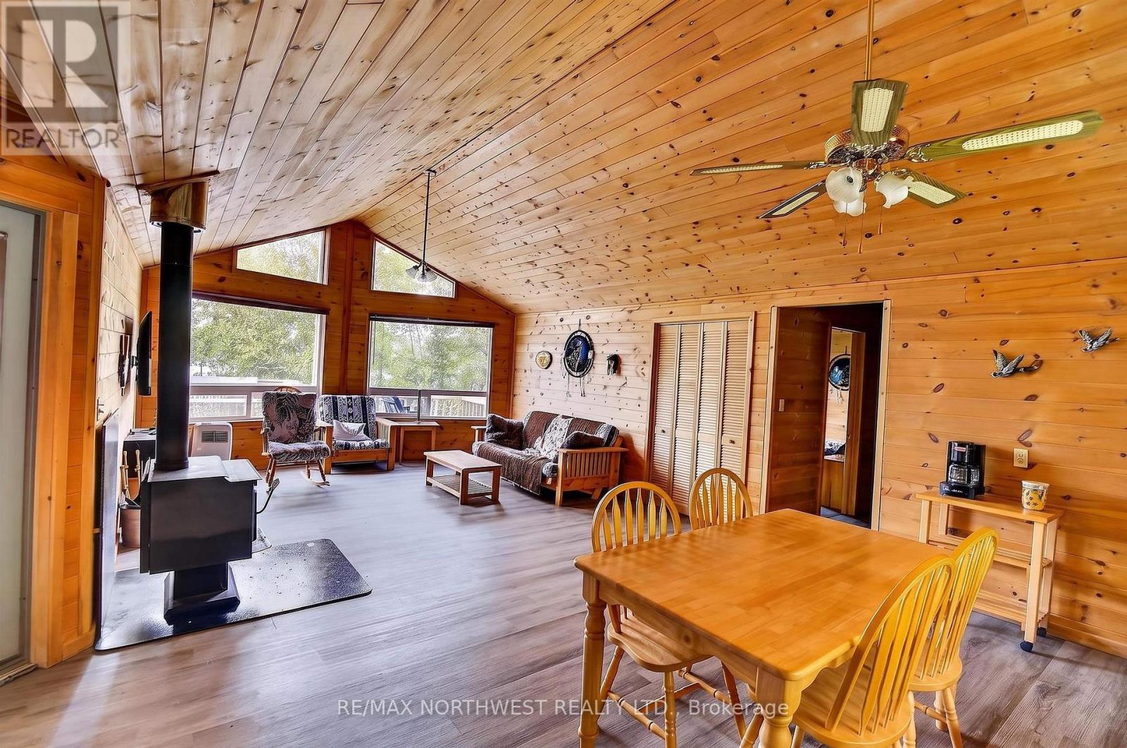 2747 MOORE BAY - 3