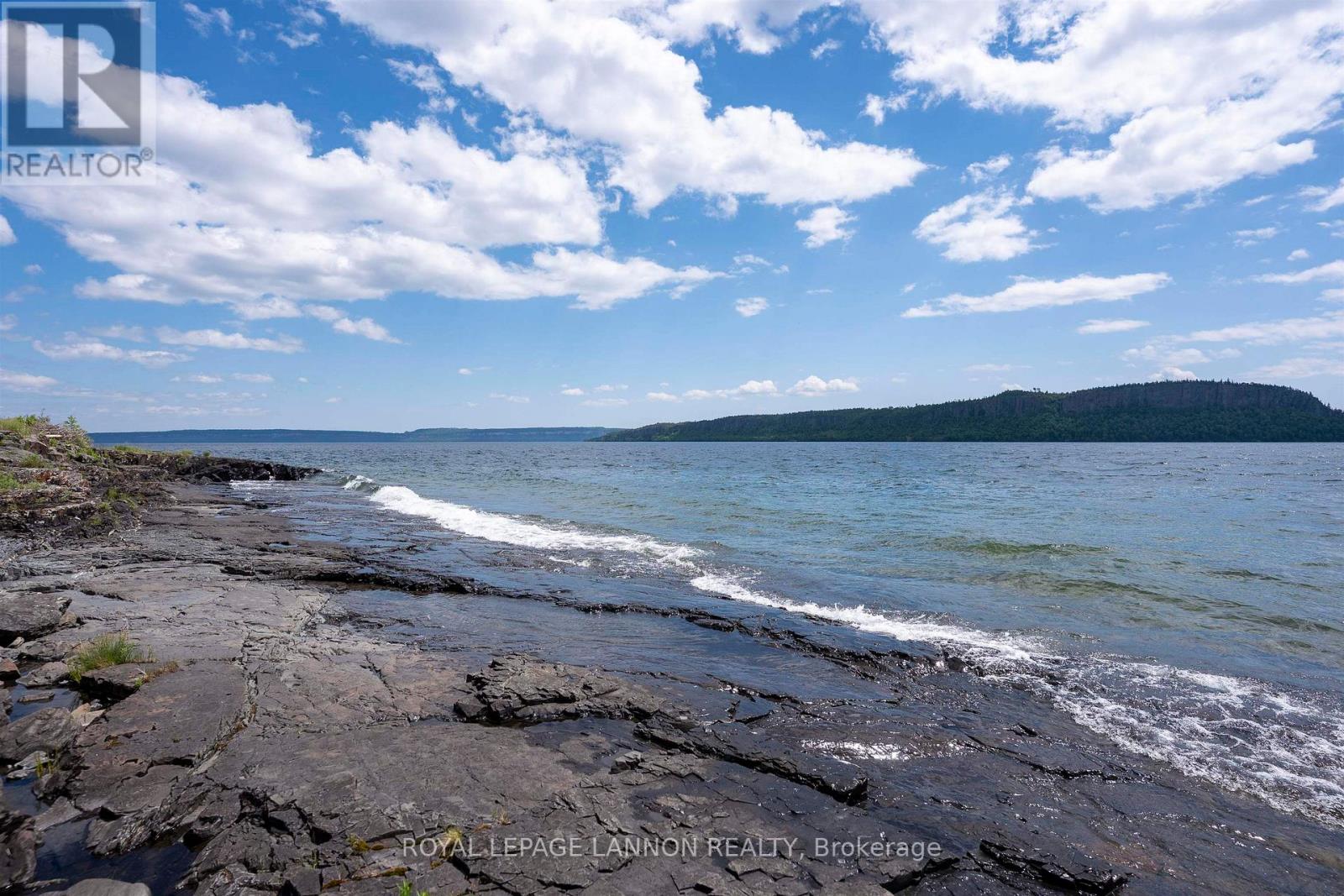 363 AMETHYST HARBOUR CLIFF AVE - 6