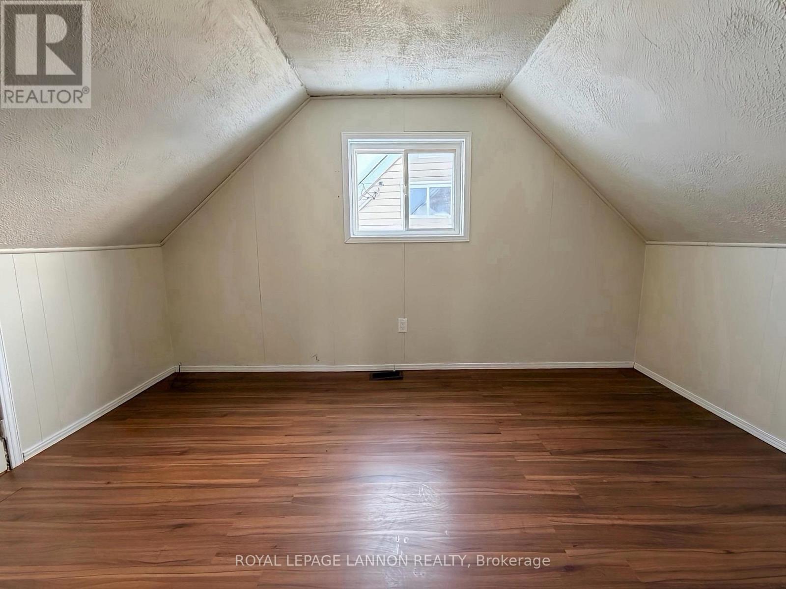330 BALL PARK CRESCENT - Image 12