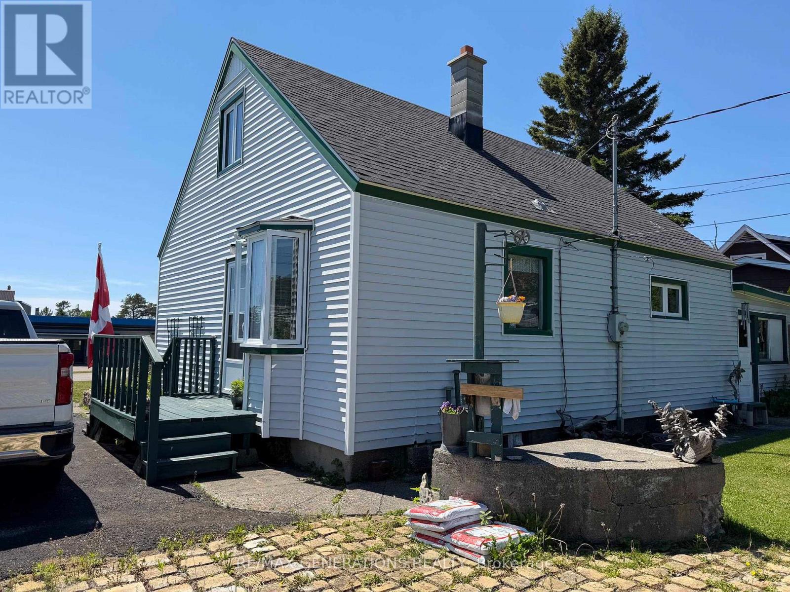 39 LAURIER AVENUE - 22